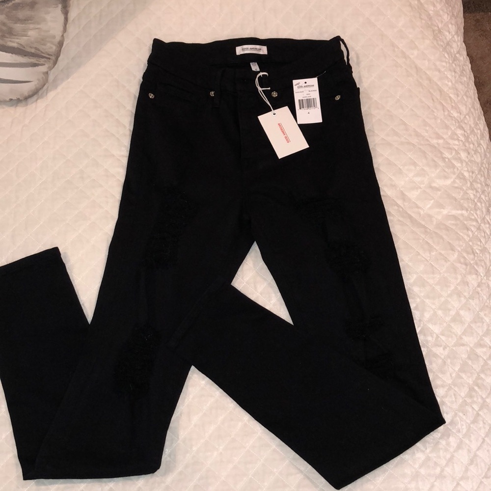 GOOD AMERICAN RIPPED SKINNY JEANS